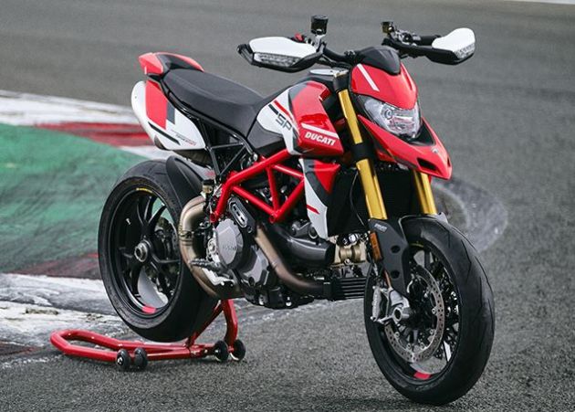 Ducati Hypermotard 950 diberi peningkatan – enjin kini menepati tahap emisi Euro 5, grafik baru bagi SP