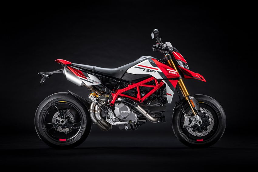 Ducati Hypermotard 950 diberi peningkatan – enjin kini menepati tahap emisi Euro 5, grafik baru bagi SP 1296084