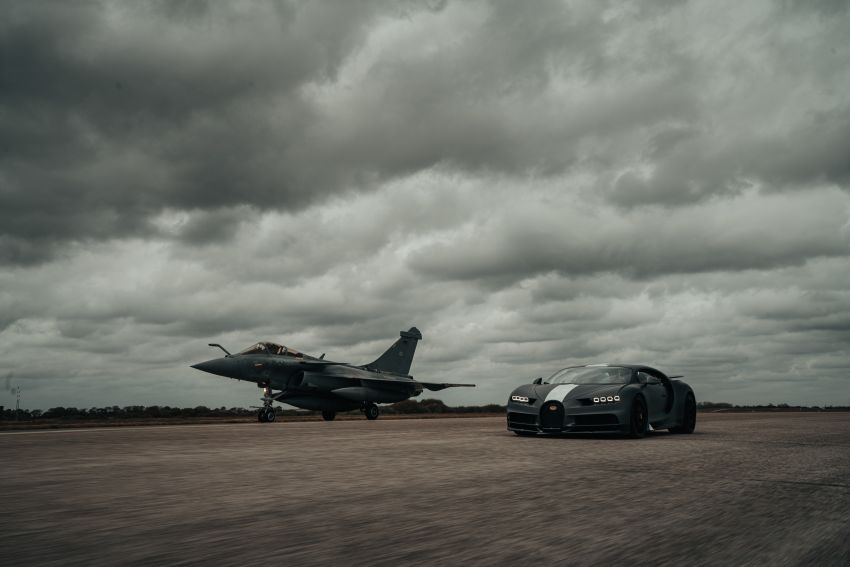 Bugatti Chiron Sport Les Légendes du Ciel takes on the French Navy’s fighter aircraft in a drag race 1297262