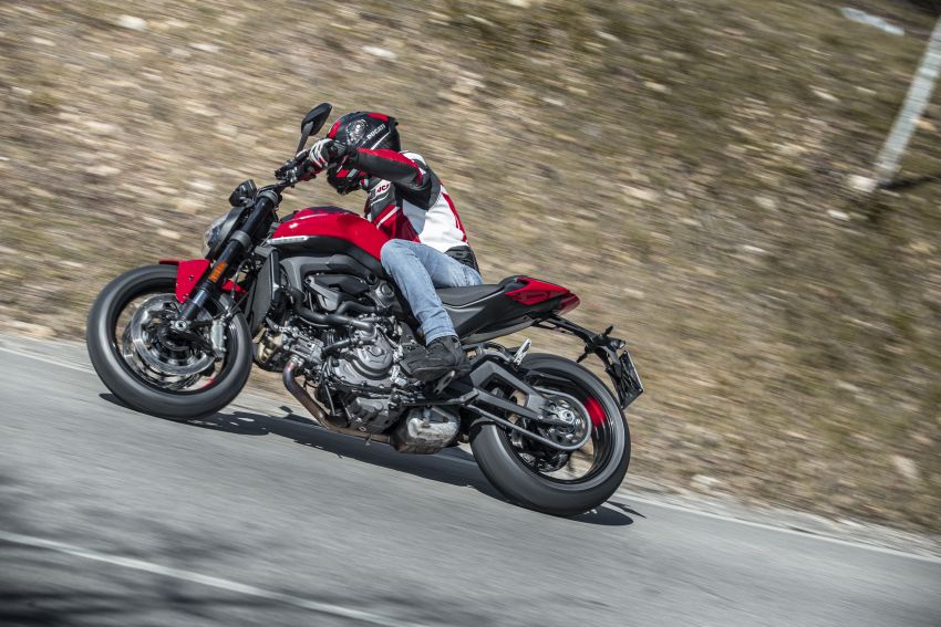 Ducati Monster 2021 – pilihan grafik dan aksesori asli 1298649