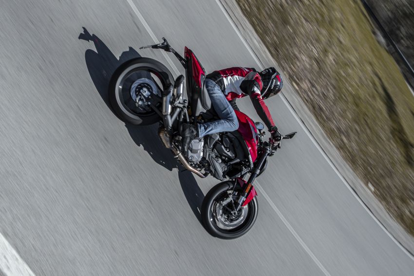 2021 Ducati Monster gets accessory and graphics kits, arrival in Malaysia expected in Q4, priced at RM74,000 1298558
