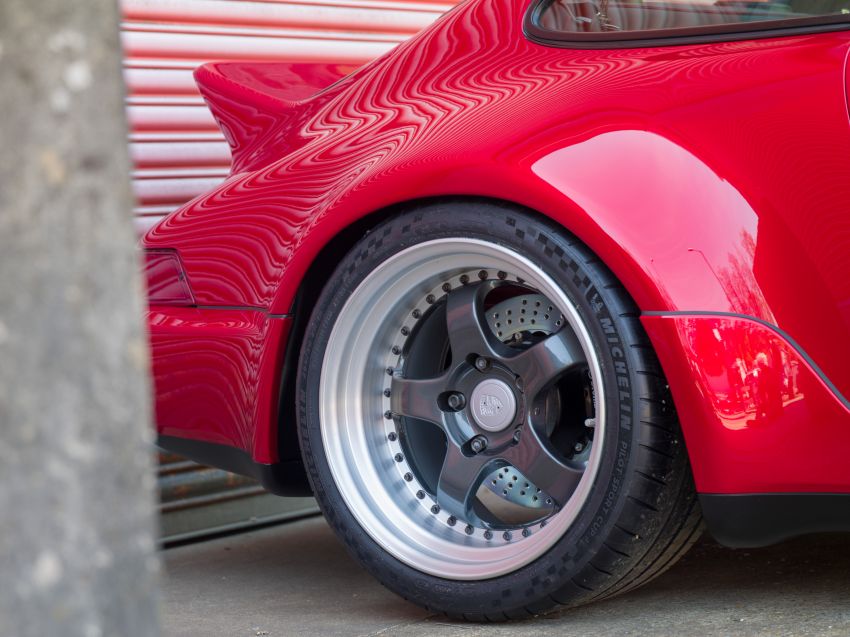 Meet Everrati’s fully electric 964 Porsche 911 – 507 PS & 500 Nm, RWD, 0-100 km/h under 4 secs; fr RM1.46m 1300643