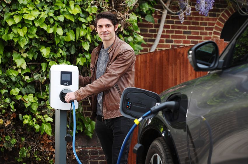Ford Mustang Mach-E tested by UK’s smallest town to convert residents to EVs – charging station installed 1297977