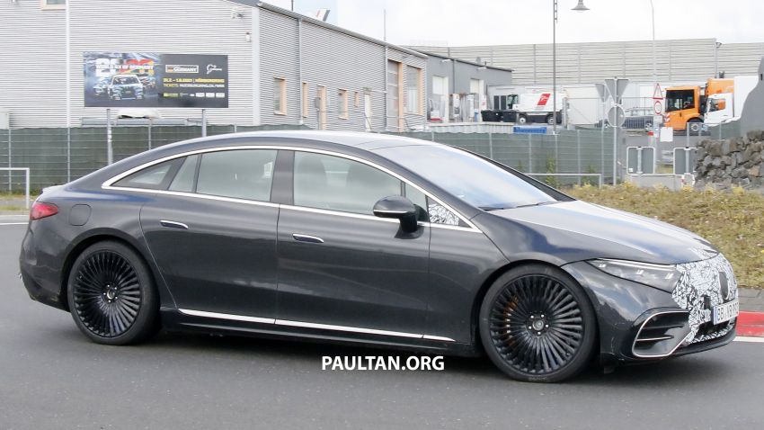 SPYSHOTS: Mercedes-AMG EQS drops some camo 1297834