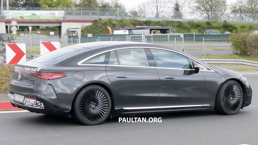 SPYSHOTS: Mercedes-AMG EQS drops some camo 1297839