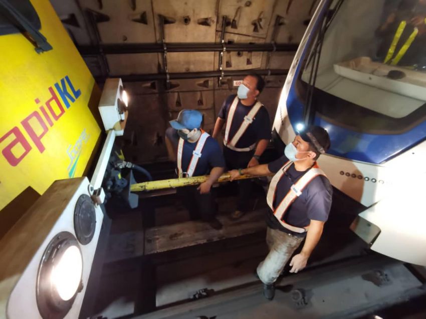 Tren LRT yang bertembung telah berjaya dikeluarkan, operasi siap lebih cepat dari jadual – Wee Ka Siong 1299049