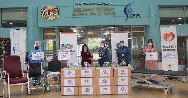 Perodua contributes RM80,000 in additional medical supplies and equipment to Hospital Sungai Buloh