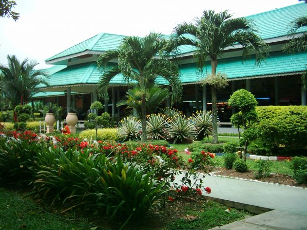 PLUS ingatkan pengguna terus patuhi SOP  – R&R dibuka 8 pagi-8 malam, tapau saja, tiada dine-in
