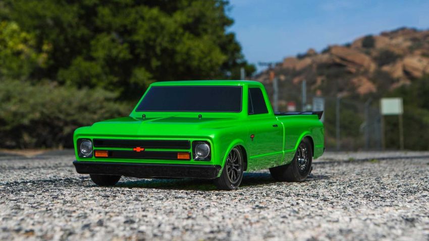 Traxxas Drag Slash Chevy Pickup – trak drag kawalan jauh realistik dengan tayar Mickey Thompson sebenar! 1299900