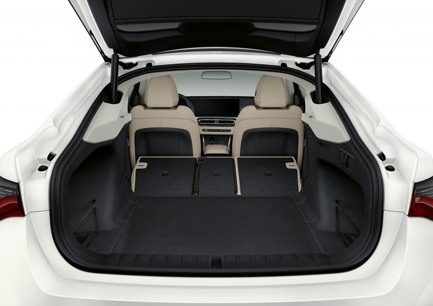 BMW i4 eDrive40 2022 – model elektrik pacuan roda belakang dengan kuasa 340 PS, jarak gerak 590 km 1301991