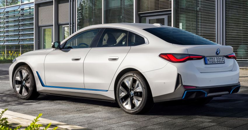 2022 BMW i4 eDrive40 – electric RWD four-door coupe with 340 PS & 430 Nm; 83.9 kWh battery, 590 km range Image #1301289