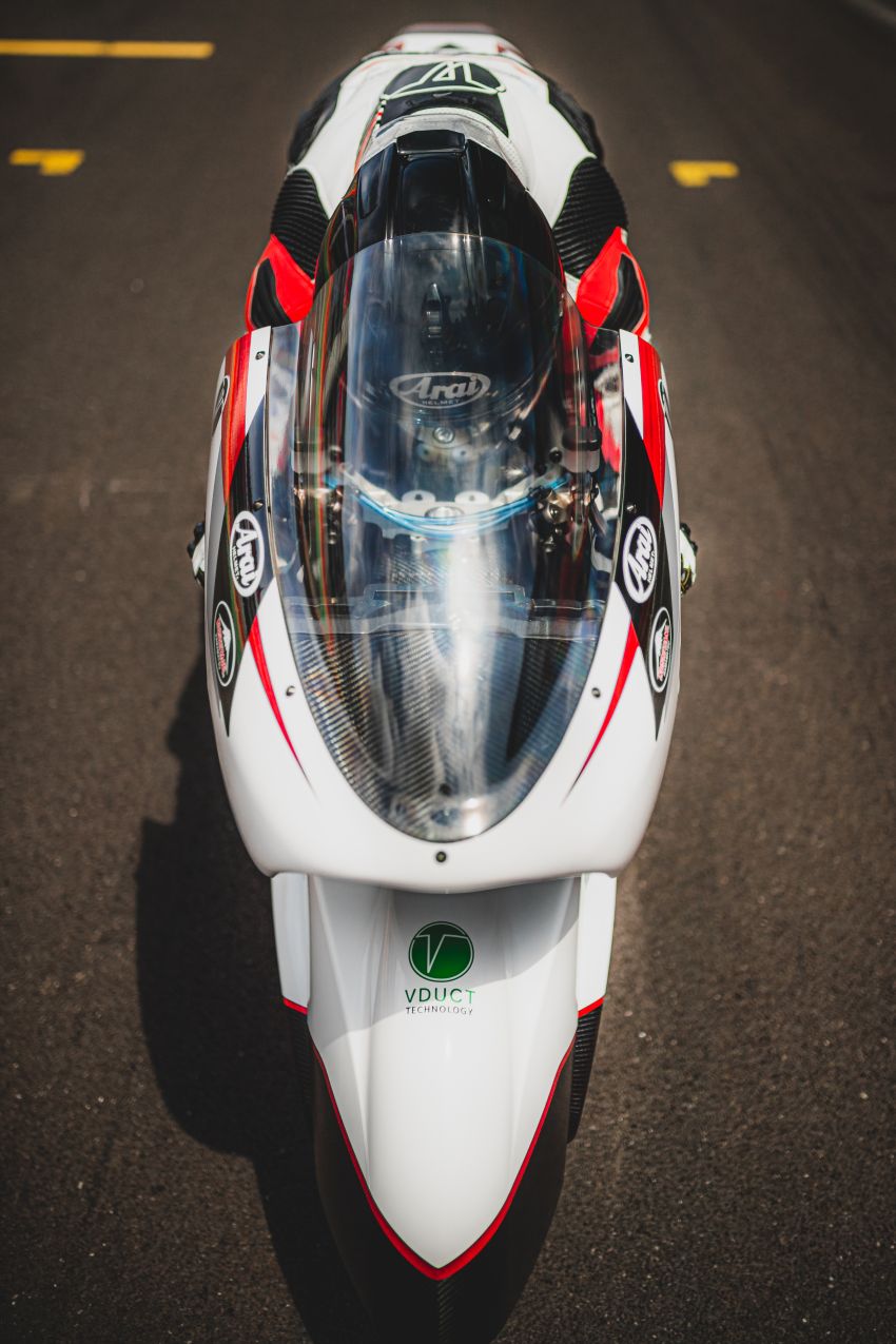 White Motorcycles aims for e-bike land speed record 1311396