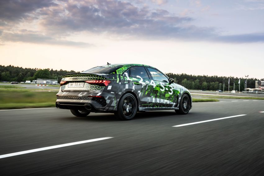Audi RS3 2022 dalam teaser – enjin lima silinder 2.5L 400 PS dan 500 Nm tork, 0-100 km/j dalam 3.8 saat 1310457