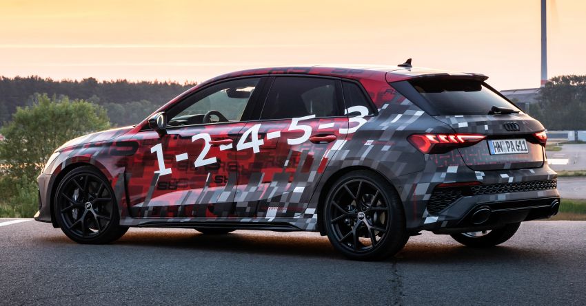 Audi RS3 2022 dalam teaser – enjin lima silinder 2.5L 400 PS dan 500 Nm tork, 0-100 km/j dalam 3.8 saat 1310453