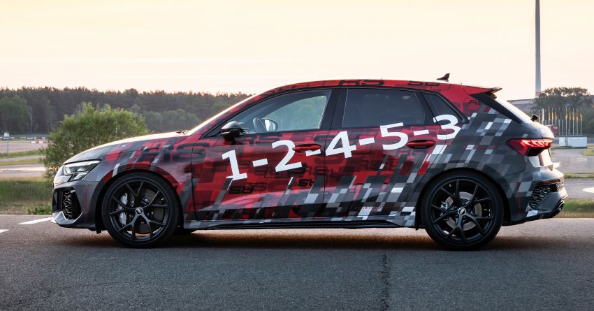 Audi RS3 2022 dalam teaser – enjin lima silinder 2.5L 400 PS dan 500 Nm tork, 0-100 km/j dalam 3.8 saat 1310450
