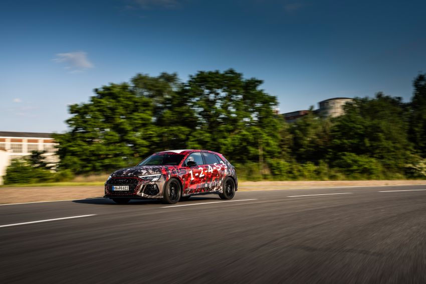 Audi RS3 2022 dalam teaser – enjin lima silinder 2.5L 400 PS dan 500 Nm tork, 0-100 km/j dalam 3.8 saat 1310530