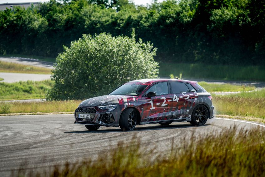 Audi RS3 2022 dalam teaser – enjin lima silinder 2.5L 400 PS dan 500 Nm tork, 0-100 km/j dalam 3.8 saat 1310405