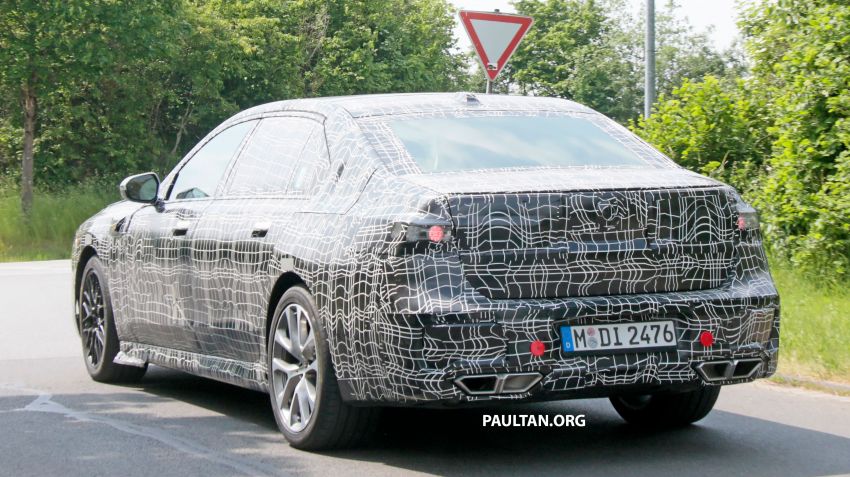 SPYSHOTS: 2022 BMW 7 Series sighted on test – interior receives design, control layout from electric iX 1308594
