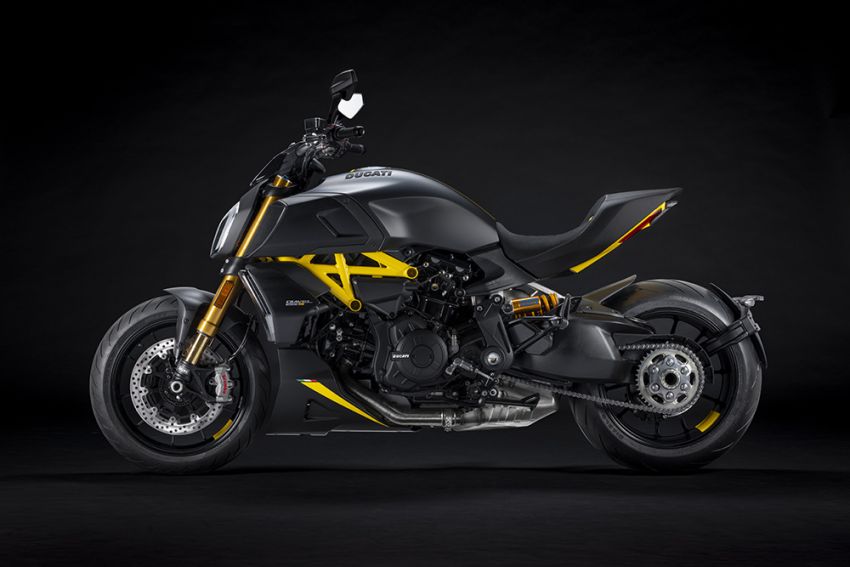 2022 Ducati Diavel 1260 S “Black and Steel” unveiled 1305350