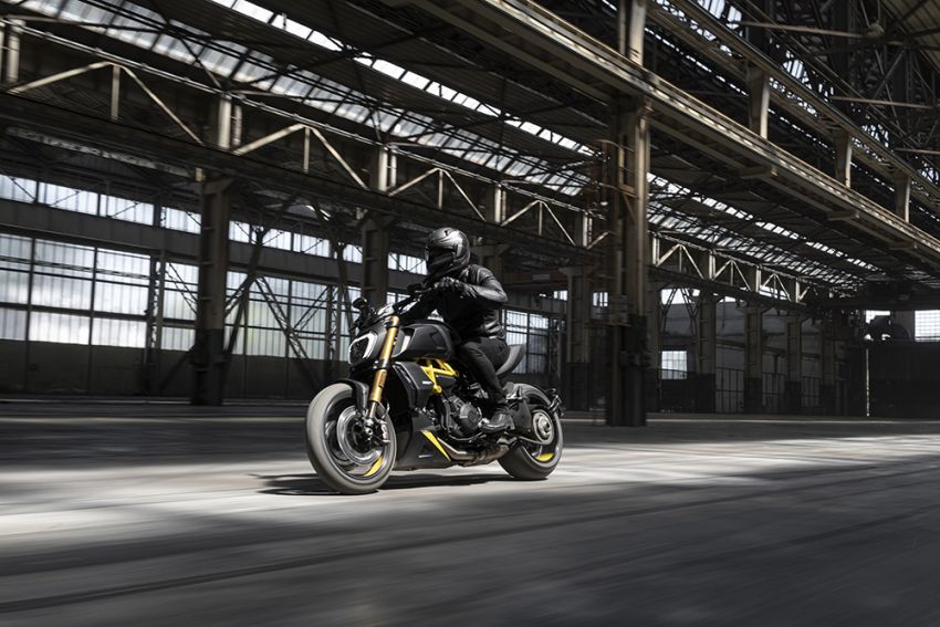 2022 Ducati Diavel 1260 S “Black and Steel” unveiled 1305345