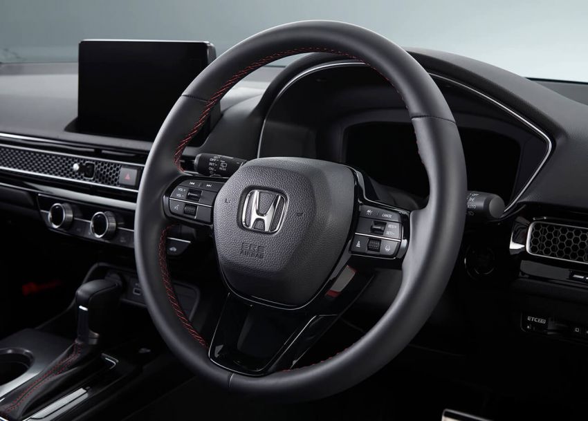 2022 Honda Civic Hatchback revealed with six-speed manual option; e:HEV hybrid and Type R coming 2022 Image #1311377