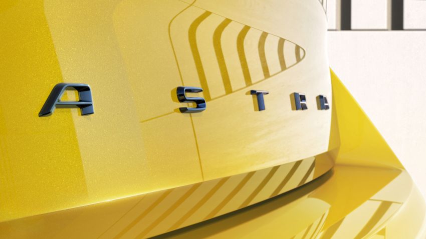 Opel Astra 2022 muncul dalam imej teaser rasmi; hatch dan wagon 5-pintu, produksi bermula tahun ini 1305433