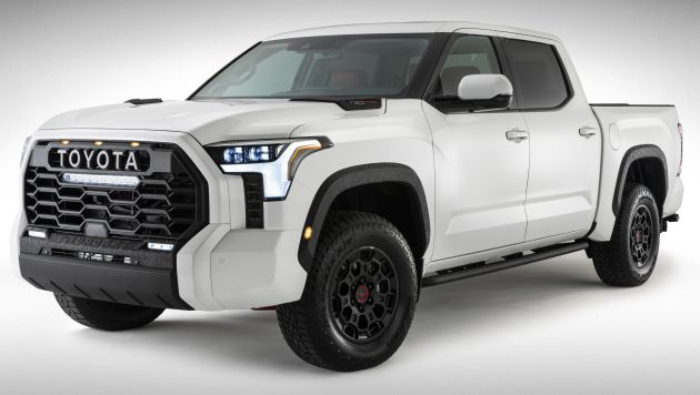 Toyota Tundra 2022 – bahagian dalam pula ditunjuk