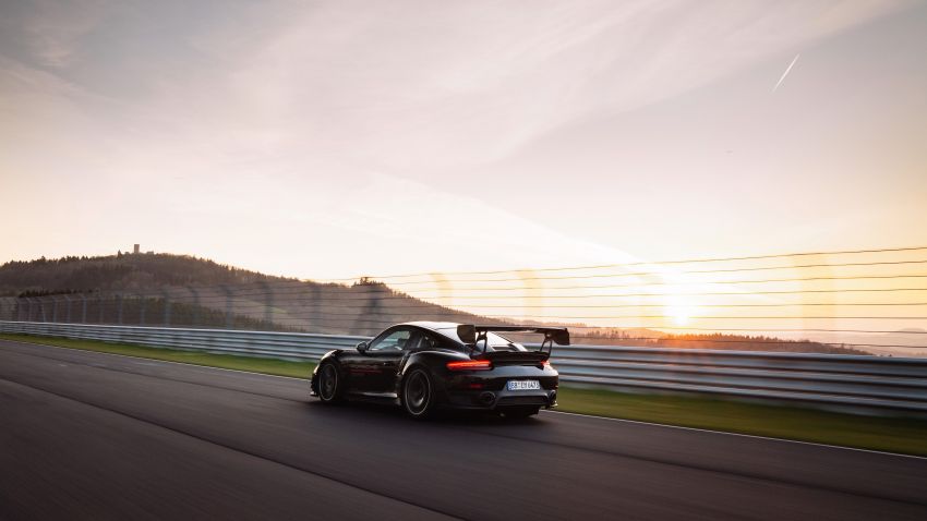 Porsche 911 GT2 RS with Manthey Performance Kit sets new Nürburgring record – 6:43.300 lap time Image #1311462