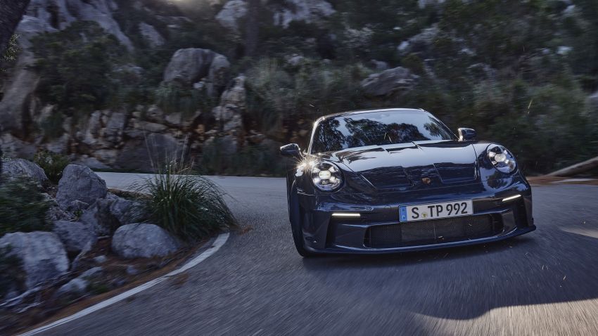 992 Porsche 911 GT3 Touring revealed with subtle looks, 510 PS/470 Nm NA flat-six, new PDK option 1307746