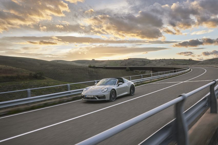 992 Porsche 911 GTS debuts – 480 PS and 570 Nm, available Lightweight Design package saves 25 kg 1310748