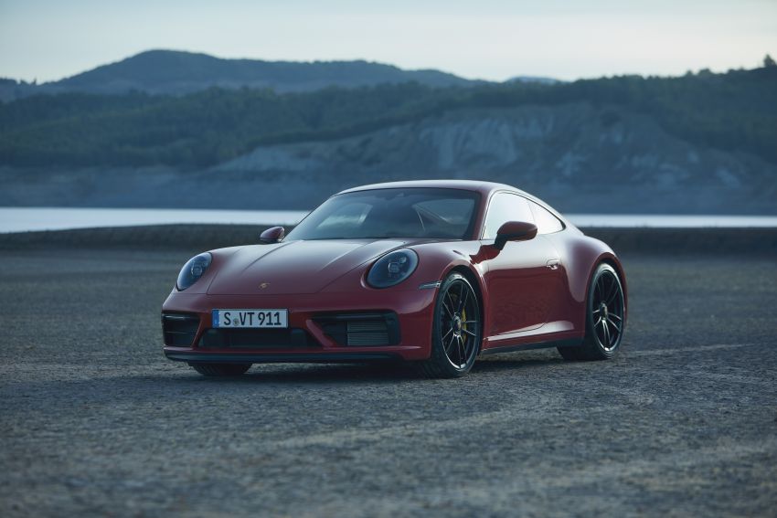 992 Porsche 911 GTS debuts – 480 PS and 570 Nm, available Lightweight Design package saves 25 kg 1310786