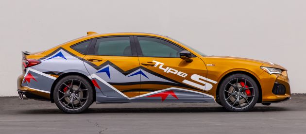 Acura TLX Type S dipilih sebagai <em>pace car</em> untuk perlumbaan ‘Race to the Clouds’ Pikes Peak Hill Climb