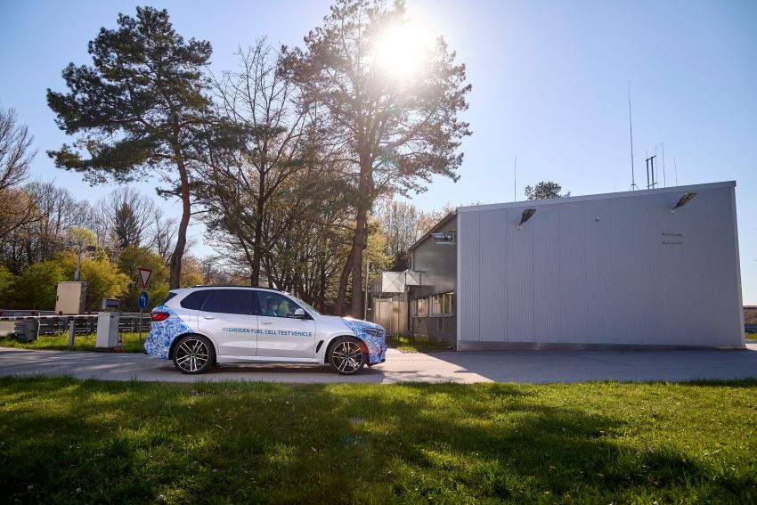 BMW i Hydrogen NEXT – FCEV begins real-world tests 1308345