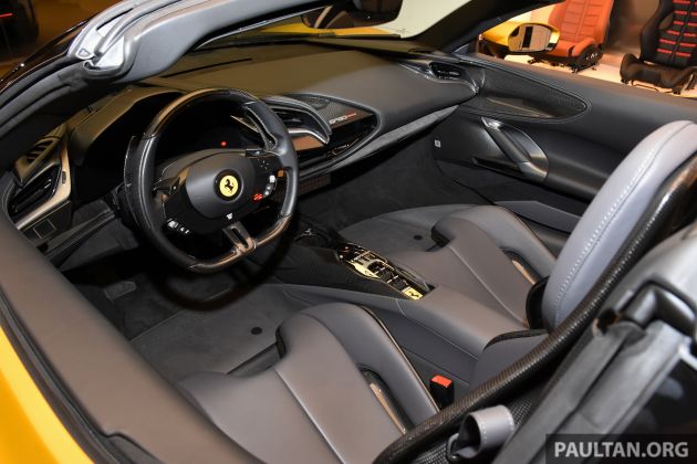 Ferrari SF90 Spider diperkenal secara rasmi di M’sia — plug-in hybrid bumbung terbuka, dari RM2.088 juta