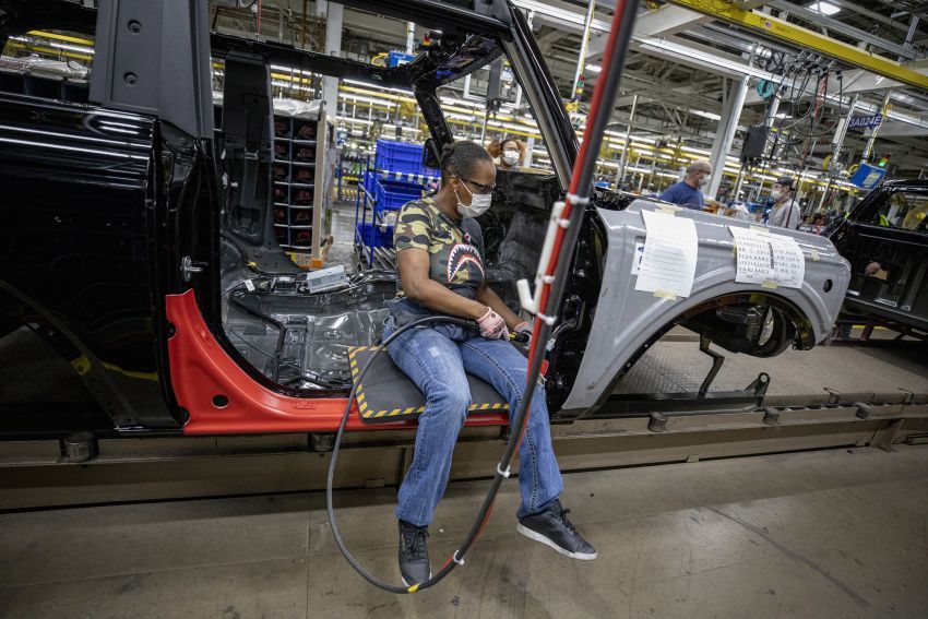 Ford Bronco 2021 mula diproduksi di kilang Michigan 1308410