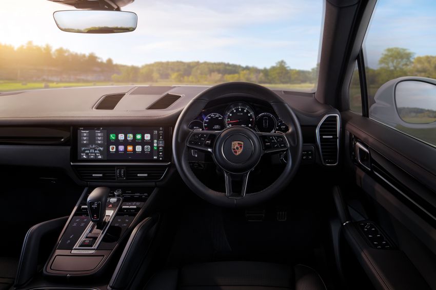 AD: Porsche Cayenne Premium Package – blending sports car performance with the practicality of an SUV Image #1305875