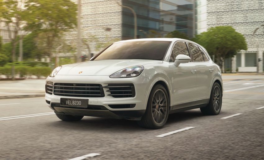 AD: Porsche Cayenne Premium Package – blending sports car performance with the practicality of an SUV 1305859
