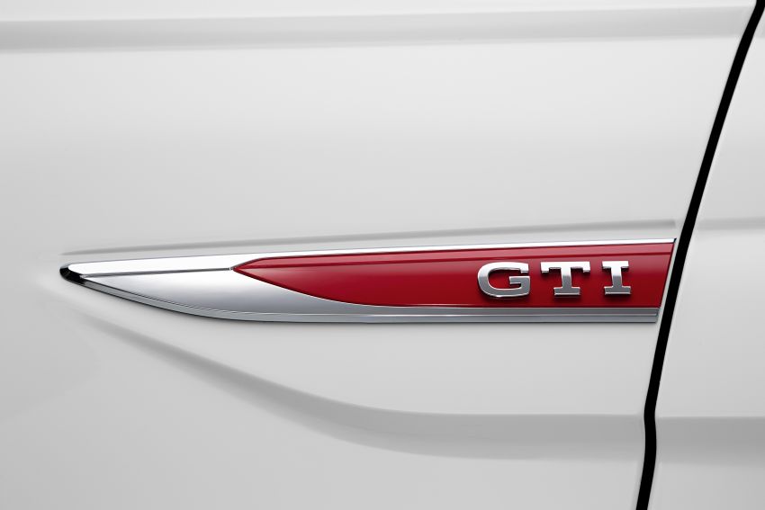 Volkswagen Polo GTI Mk6.5 revealed – facelift gets power bump, new tech; DSG dual-clutch now standard 1313881
