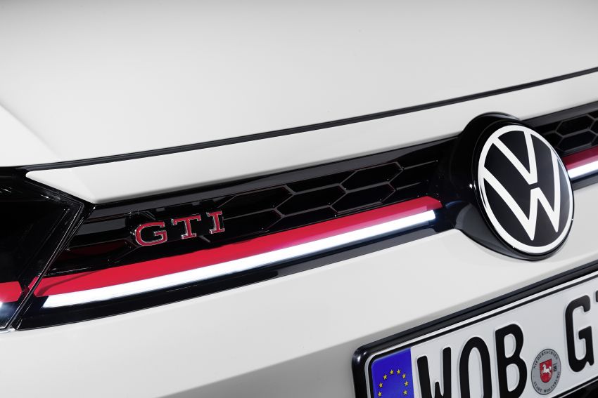 Volkswagen Polo GTI Mk6.5 revealed – facelift gets power bump, new tech; DSG dual-clutch now standard 1313879