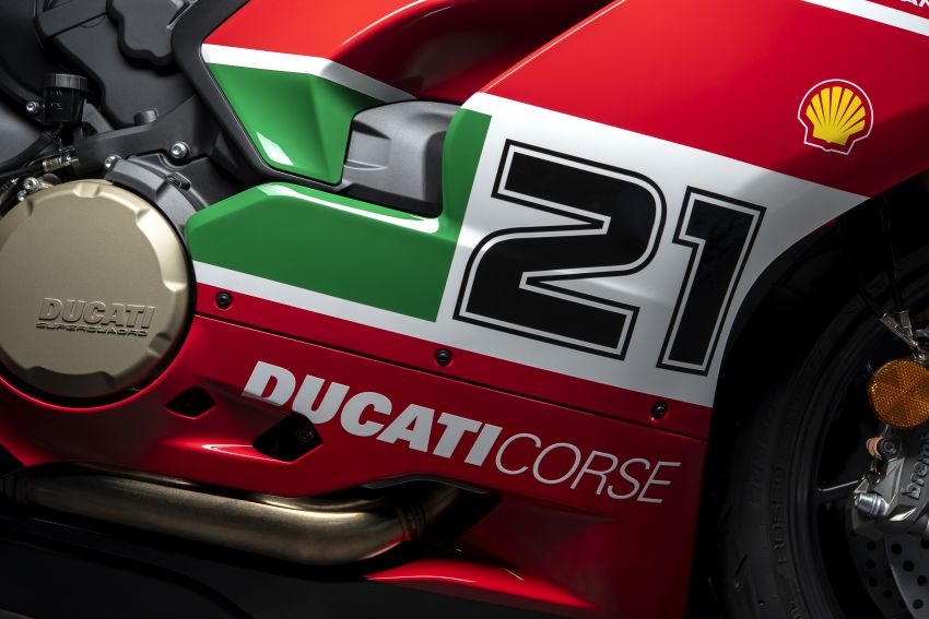 2021 Ducati Panigale V2 Bayliss celebrates 20th anniversary of Troy Bayliss’ WSBK championship 1322336
