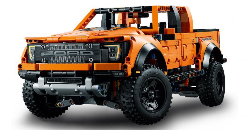 Ford F-150 Raptor oleh Lego Technic tampil — 1,379 bahagian, enjin V6 dengan omboh bergerak, suspensi 1315304