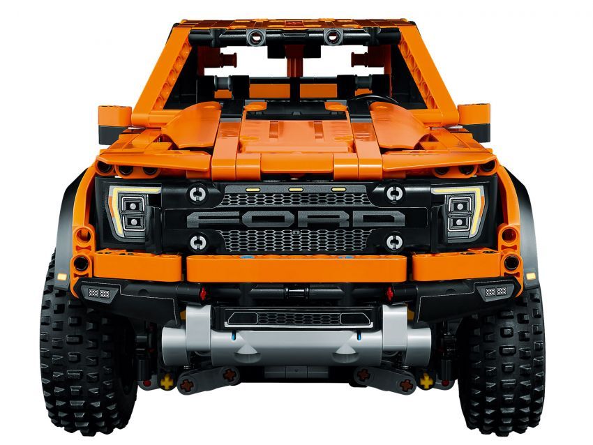 Ford F-150 Raptor oleh Lego Technic tampil — 1,379 bahagian, enjin V6 dengan omboh bergerak, suspensi 1315307