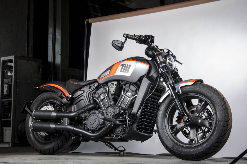 Indian Motorcycles Scout Bobber Sixty Neon Limited Edition by Indian Étoile France and Tank Machine 1315560