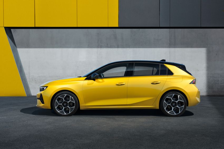 2021 Opel Astra debuts with sharp styling, Peugeot 308 underpinnings and engines, plug-in hybrid models 1318570