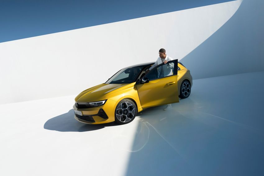 2021 Opel Astra debuts with sharp styling, Peugeot 308 underpinnings and engines, plug-in hybrid models 1318584