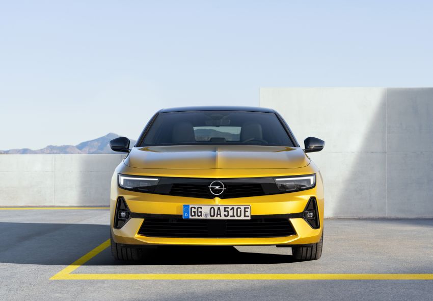 2021 Opel Astra debuts with sharp styling, Peugeot 308 underpinnings and engines, plug-in hybrid models 1318567