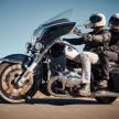 BMW R18 Transcontinental dan R18B diperkenal – varian baru bagi R18, dapat sistem bunyi Marshall