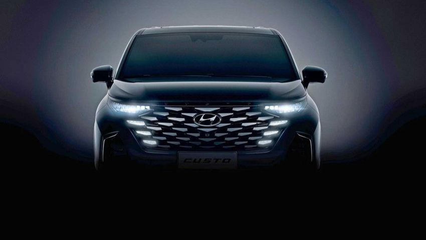 2022 Hyundai Custo shown in official teaser images Image #1323801