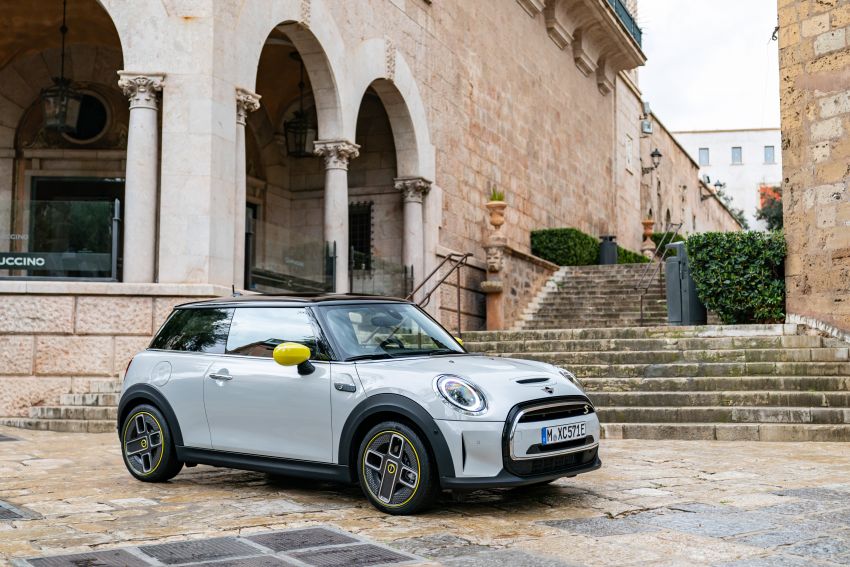 MINI sold 157,799 vehicles globally in 1H 2021 – 15% of them were electrified; over 30k Cooper SE sold to date 1319204