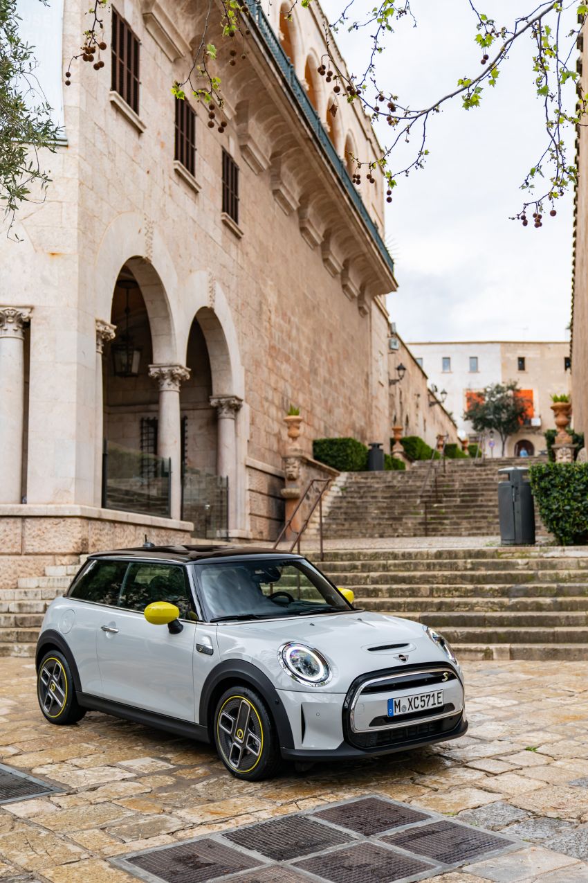 MINI sold 157,799 vehicles globally in 1H 2021 – 15% of them were electrified; over 30k Cooper SE sold to date 1319208